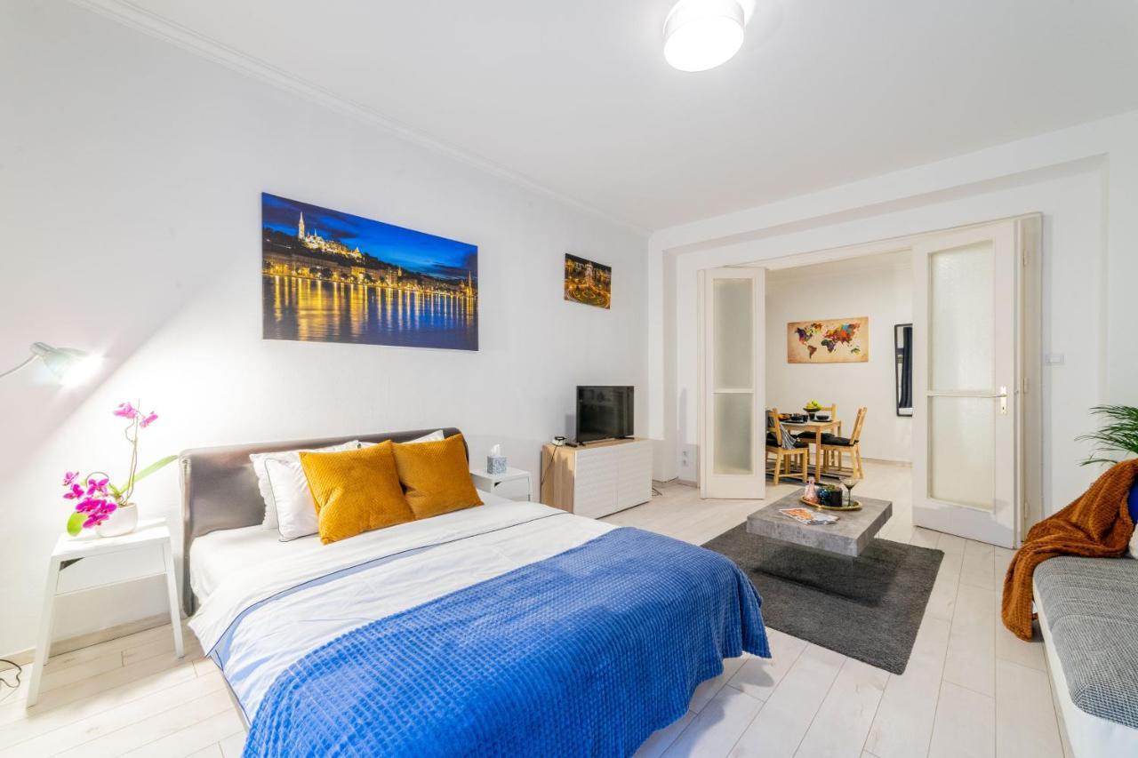 Del Mar Apartment Budapest Luaran gambar