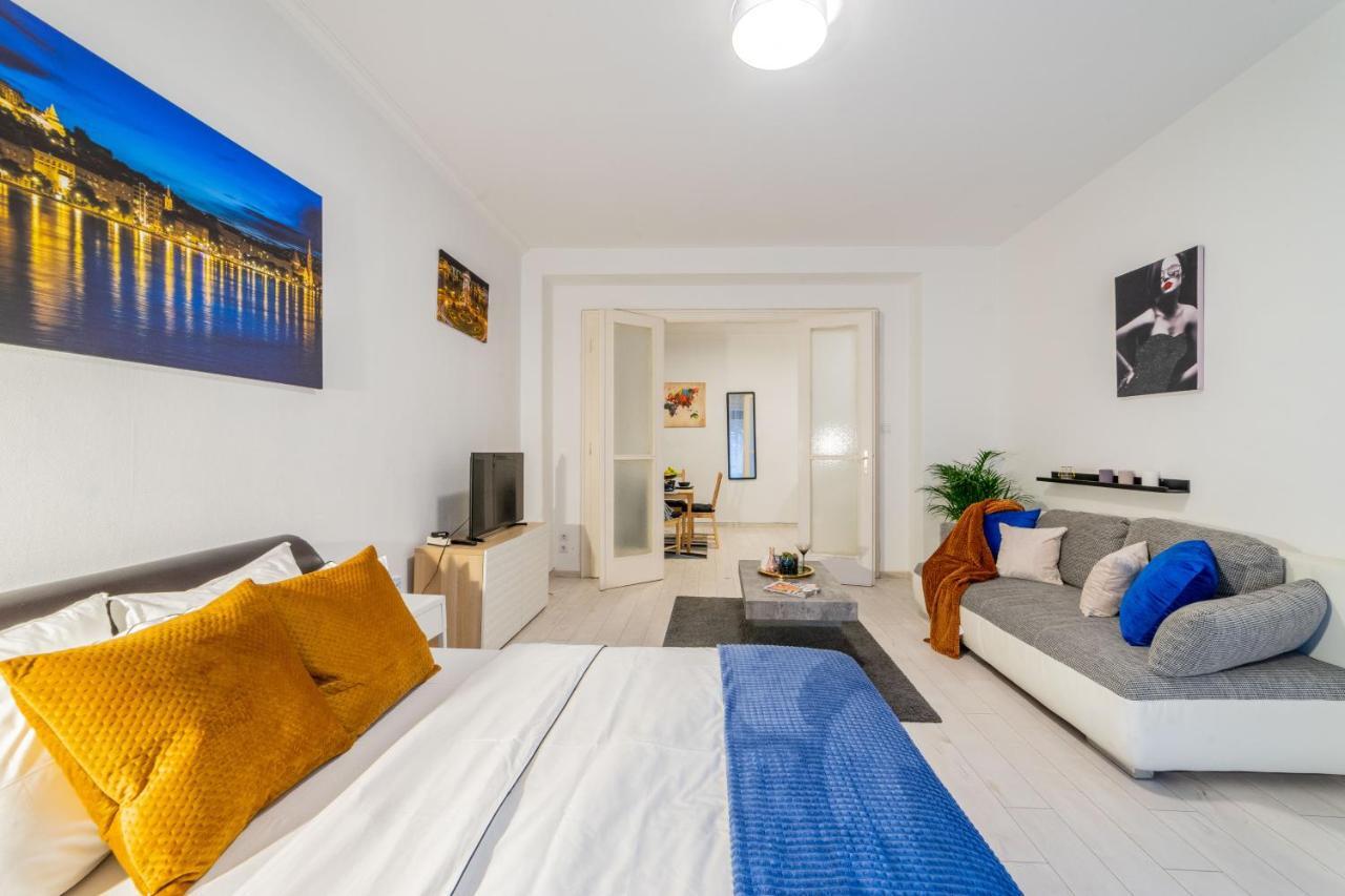Del Mar Apartment Budapest Luaran gambar