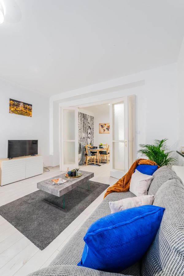 Del Mar Apartment Budapest Luaran gambar