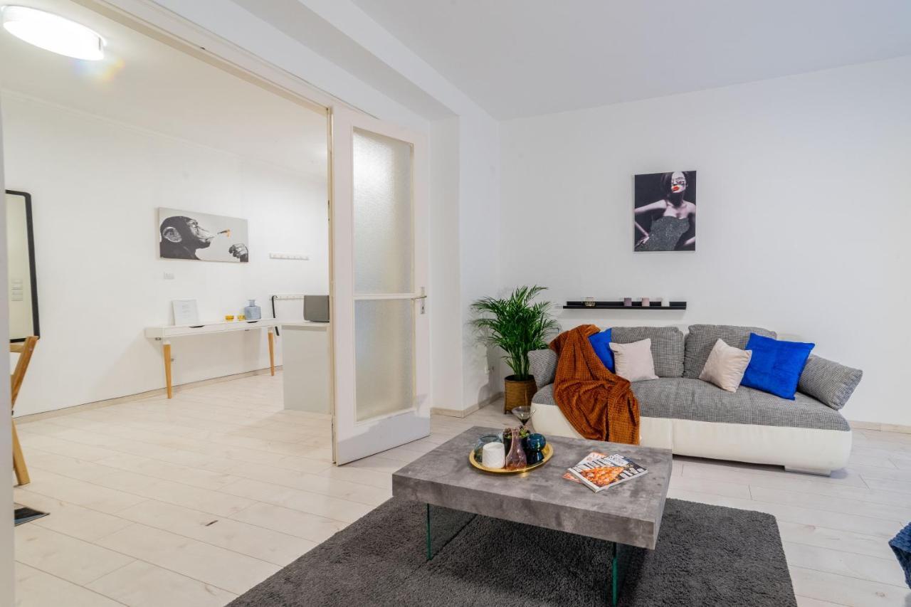 Del Mar Apartment Budapest Luaran gambar